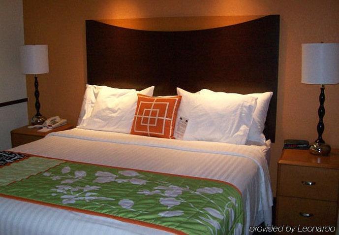 Fairfield Inn And Suites By Marriott Strasburg Shenandoah Valley Exterior foto